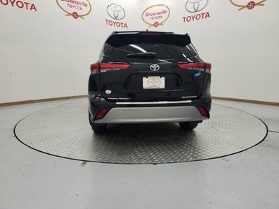 2023 Toyota Highlander Platinum