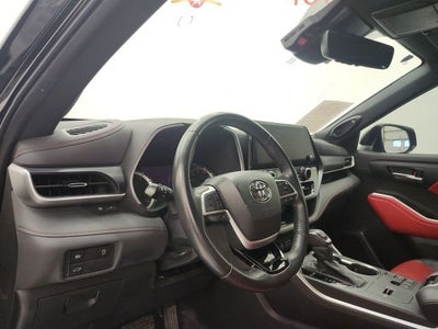 2023 Toyota Highlander XSE