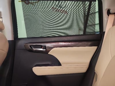 2025 Toyota Highlander Limited