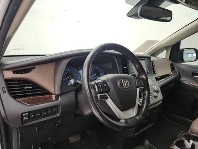 2019 Toyota Sienna Limited Premium