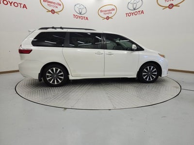 2019 Toyota Sienna Limited Premium