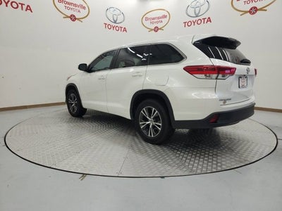 2017 Toyota Highlander LE