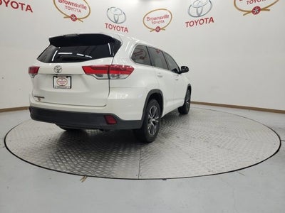 2017 Toyota Highlander LE