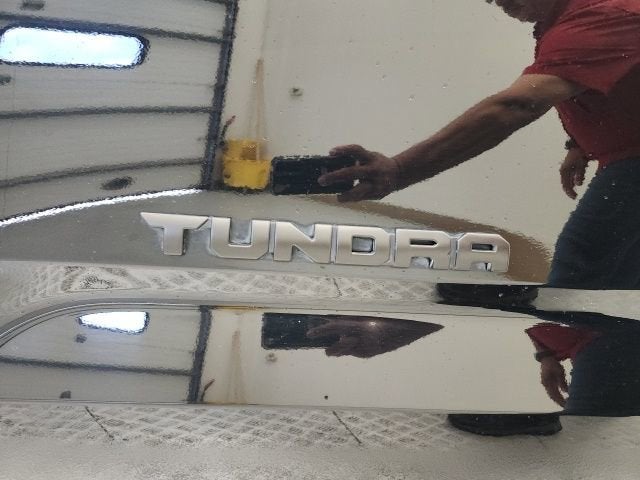 2024 Toyota Tundra 2WD SR5