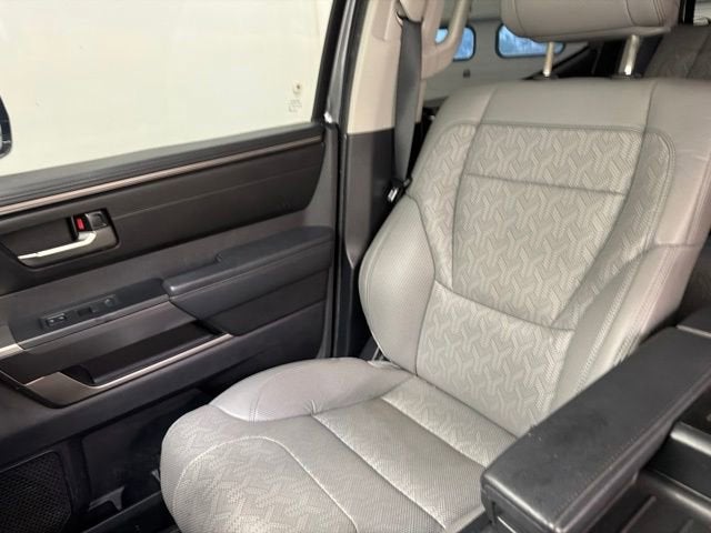 2024 Toyota Tundra 2WD SR5