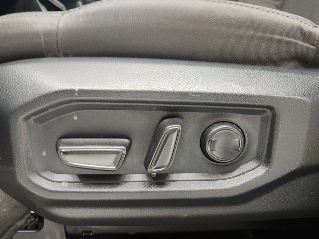 2025 Toyota Tundra 2WD SR5