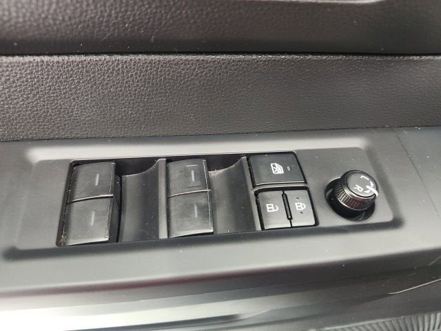 2025 Toyota Tundra 2WD SR5