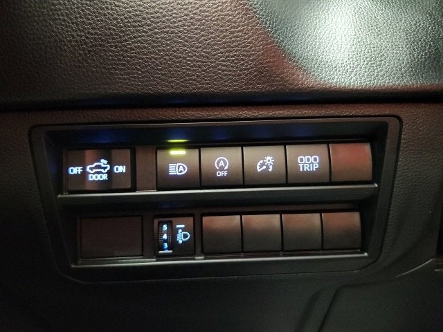 2023 Toyota Tundra 4WD SR5