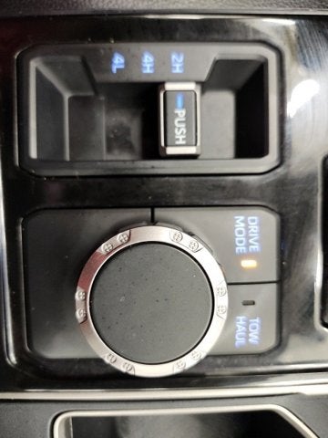 2023 Toyota Tundra 4WD SR5