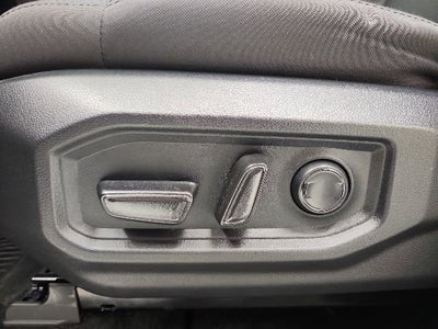 2025 Toyota Tundra 4WD SR5