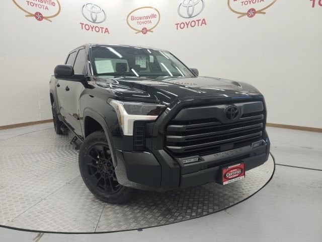 2025 Toyota Tundra 4WD SR5