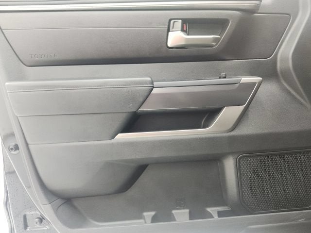 2025 Toyota Tundra 4WD SR5