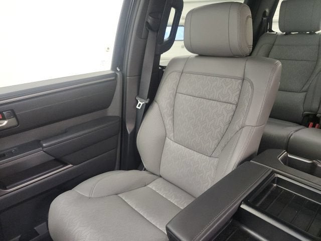 2025 Toyota Tundra 4WD SR5