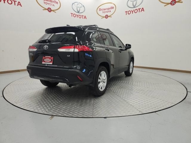 2025 Toyota Corolla Cross LE