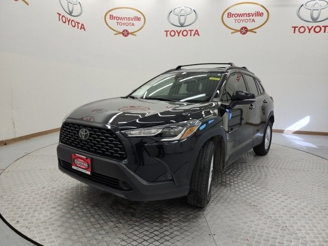 Used 2025 Toyota Corolla Cross LE with VIN 7MUCAAAG6SV126767 for sale in Northfield, Minnesota