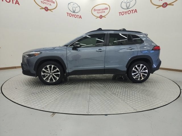 2025 Toyota Corolla Cross XLE