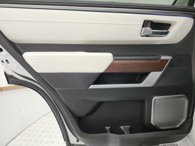 2024 Toyota Sequoia Capstone