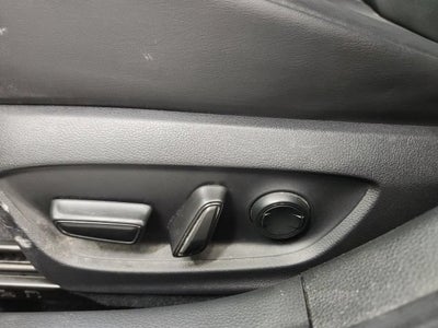 2023 Toyota Prius XLE