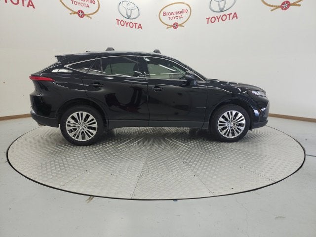 2022 Toyota Venza XLE