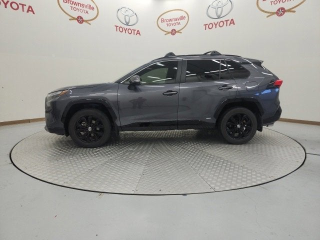 2022 Toyota RAV4 Hybrid SE