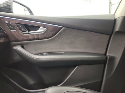 2019 Audi Q8 Prestige