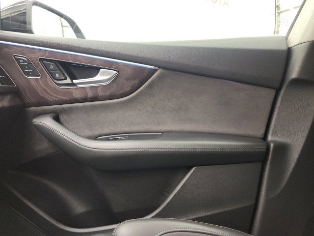 2019 Audi Q8 Prestige