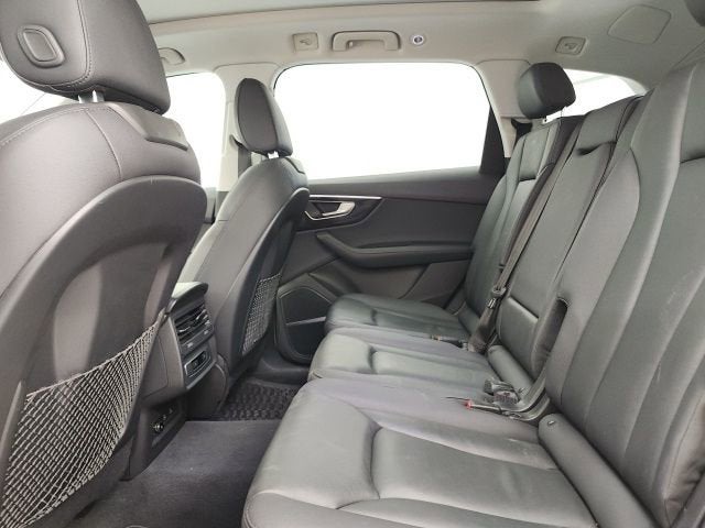 2023 Audi Q7 Premium Plus