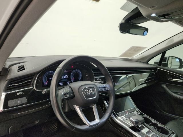 2023 Audi Q7 Premium Plus