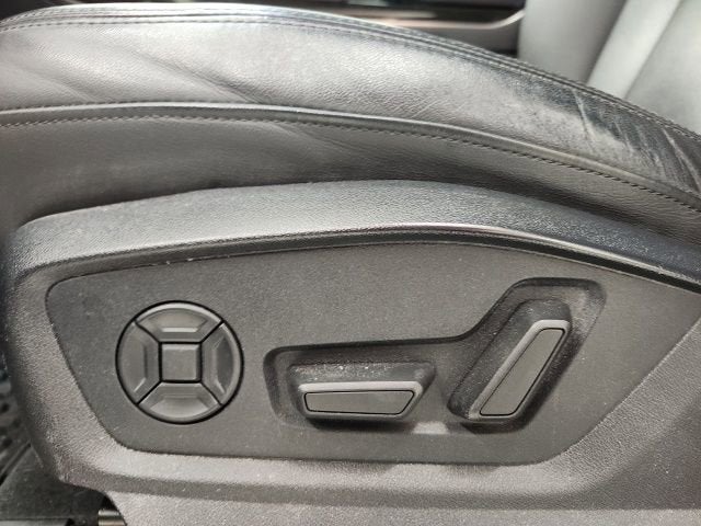 2023 Audi Q7 Premium Plus