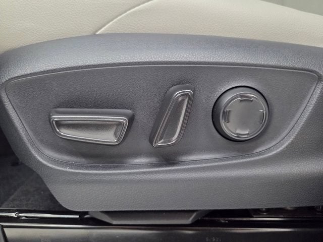 2026 Toyota Tacoma i-FORCE MAX Tacoma Limited