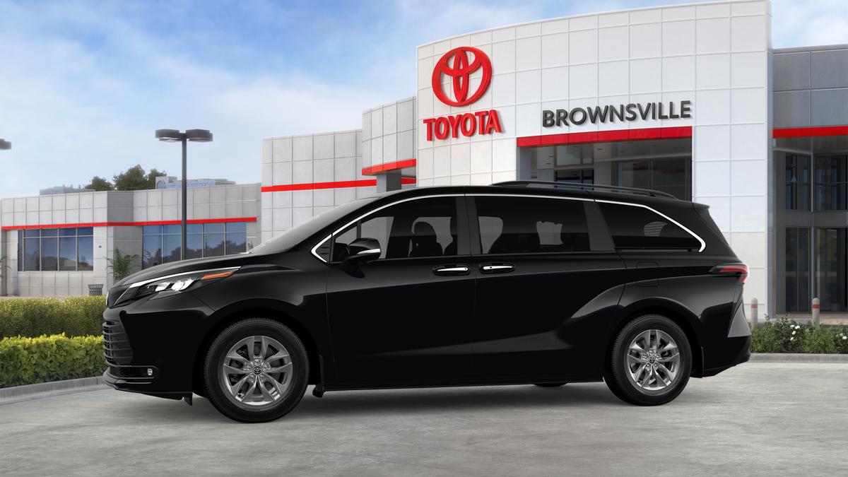 2026 Toyota Sienna XLE