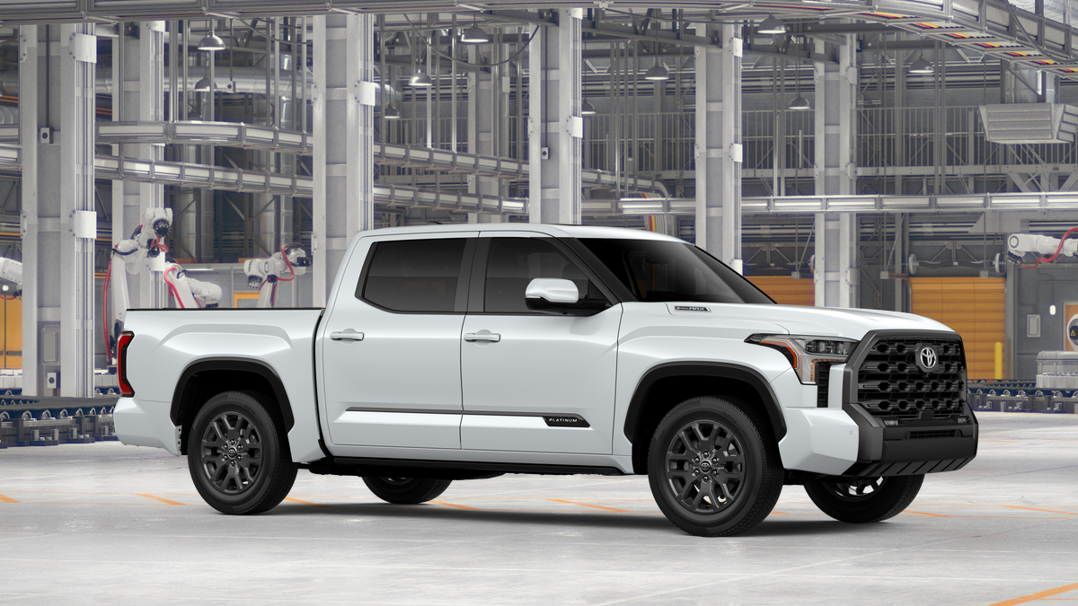2026 Toyota Tundra i-FORCE MAX Tundra Platinum