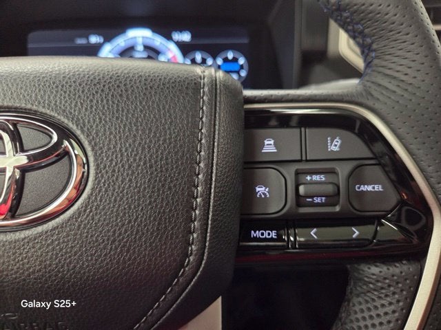 2026 Toyota Tundra i-FORCE MAX Tundra Platinum