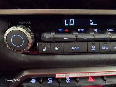 2026 Toyota Tundra i-FORCE MAX Tundra Platinum