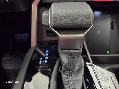 2026 Toyota Tundra i-FORCE MAX Tundra Platinum