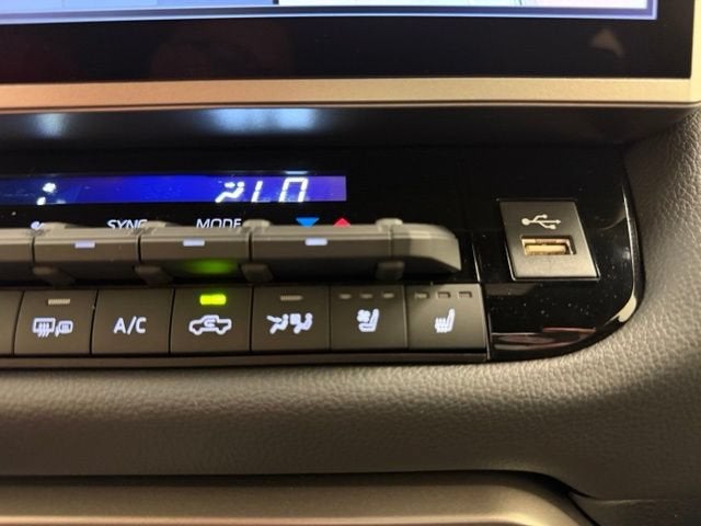 2026 Toyota Tundra i-FORCE MAX Tundra Limited
