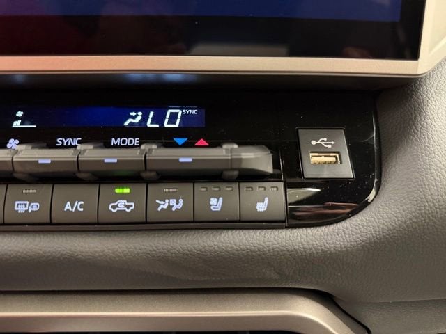 2026 Toyota Tundra i-FORCE MAX Tundra Limited