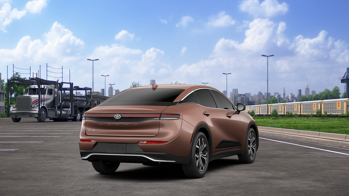 2026 Toyota Toyota Crown XLE