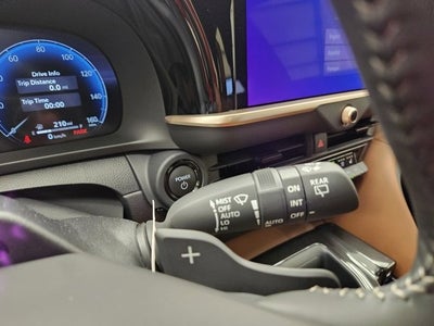 2026 Toyota Toyota Crown Signia Limited