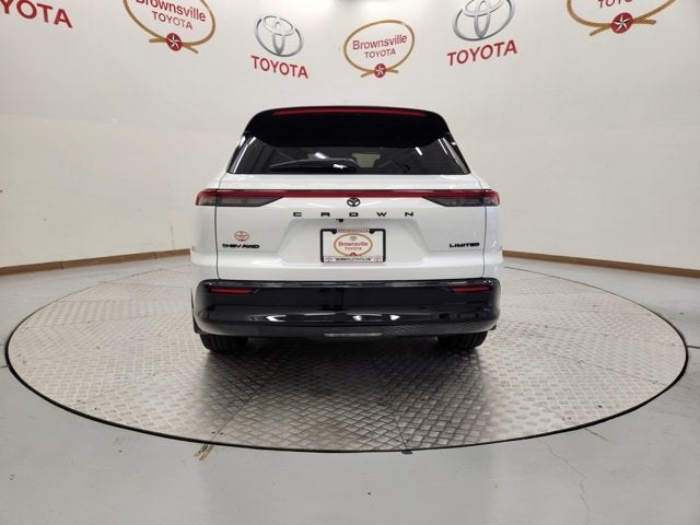 2026 Toyota Toyota Crown Signia Limited