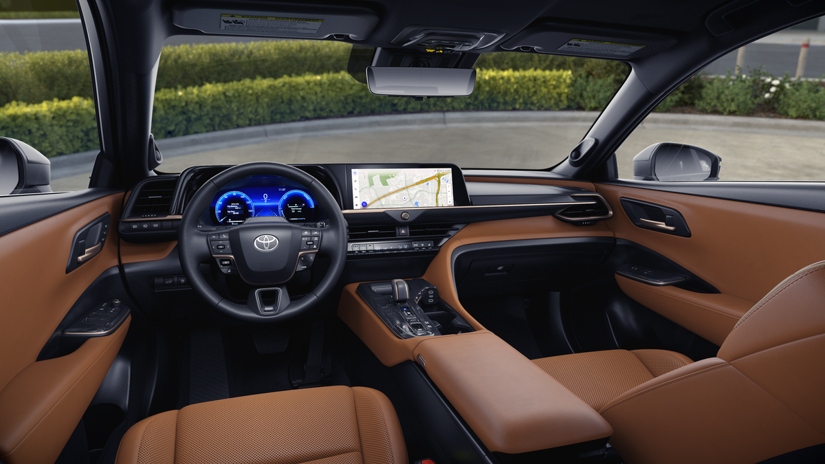 2026 Toyota Toyota Crown Signia Limited