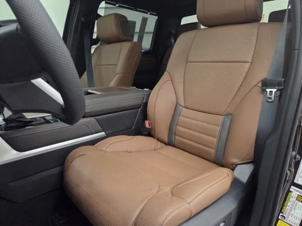 2025 Toyota Tundra i-FORCE MAX Front seats