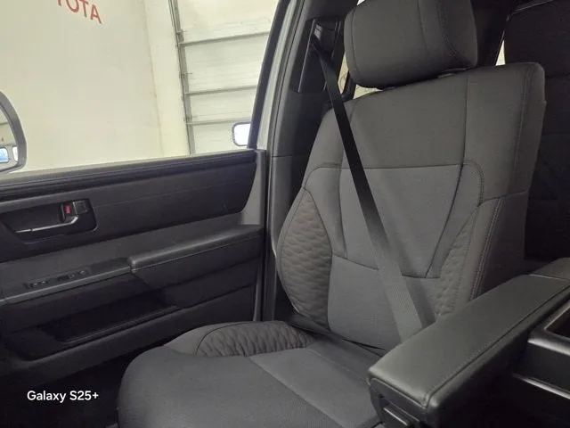 2024 Tundra seat